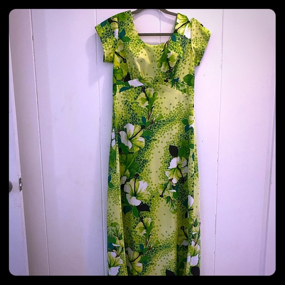 Vintage Hawaiian maxi dress - Picture 1 of 3